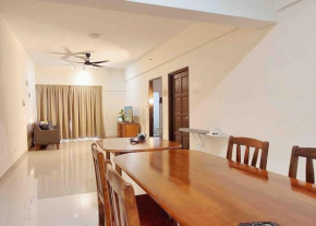 South City Cozy Greenseed Homestay 9-10pax MIECC